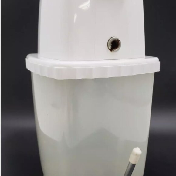 SWING-A-WAY Vintage Ice Crusher Hand Crank Vacuum Base Makes Fine/Course Ice - Picture 3 of 11